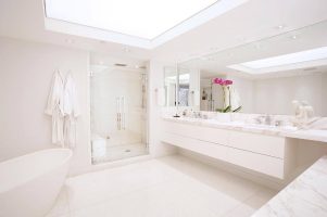 Arredamento total white by esagonoceramiche Arredamento total white by esagonoceramiche