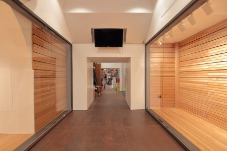 Progetto centro chitarre a Napoli in via San Sebastiano Progetto centro chitarre a Napoli in via San Sebastiano